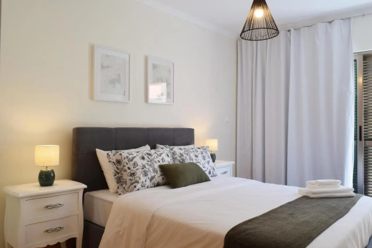 Apartment Machico Beach, A Home In Madeira